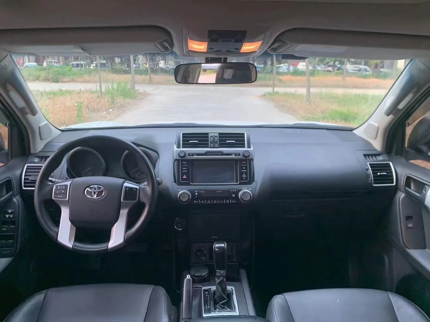 月入2w买霸道可以吗