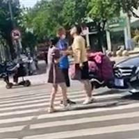 月入多少能开奔驰gla200