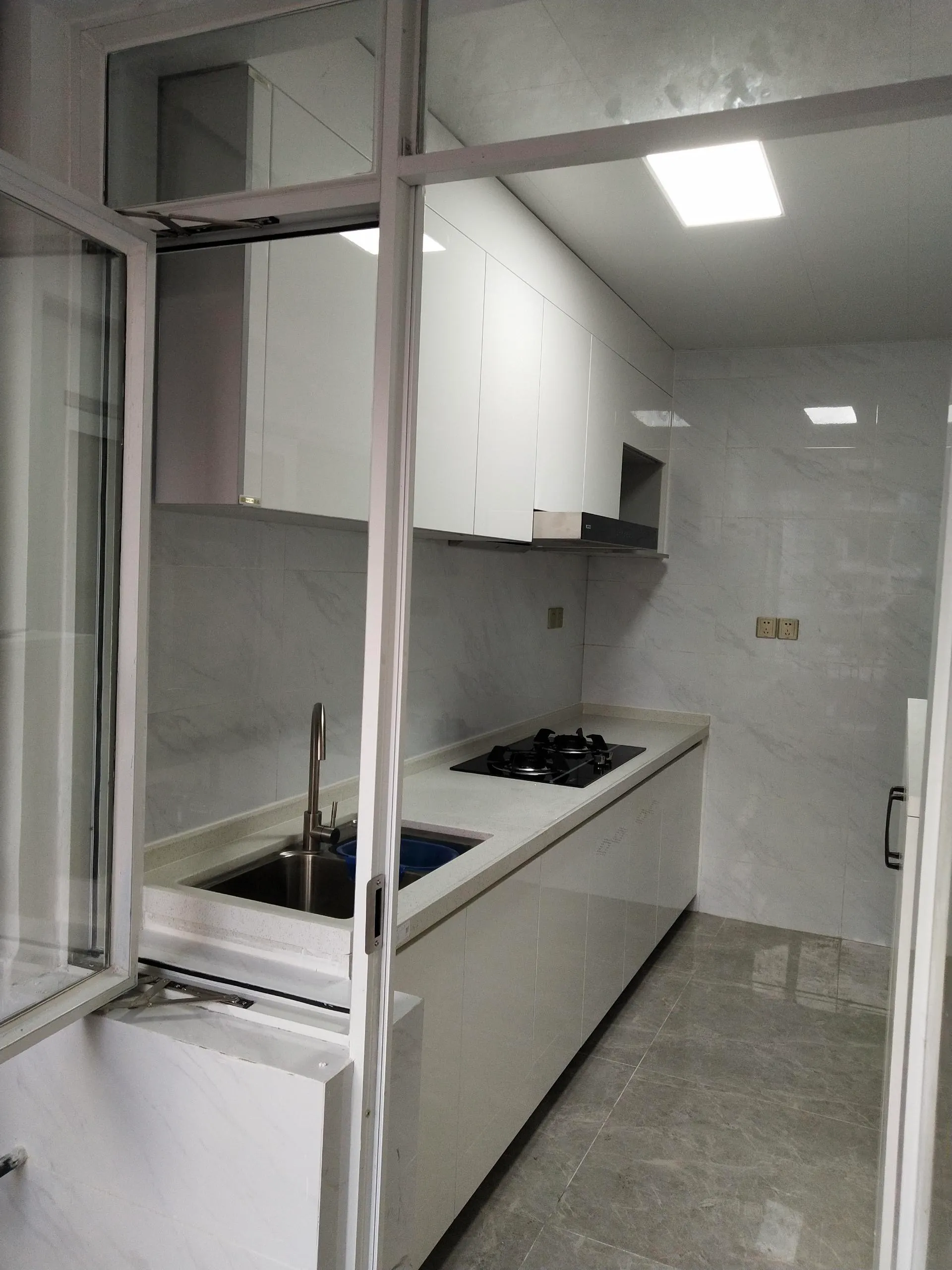 欧派家具包吃住月入9千 欧派家居门店上班咋样