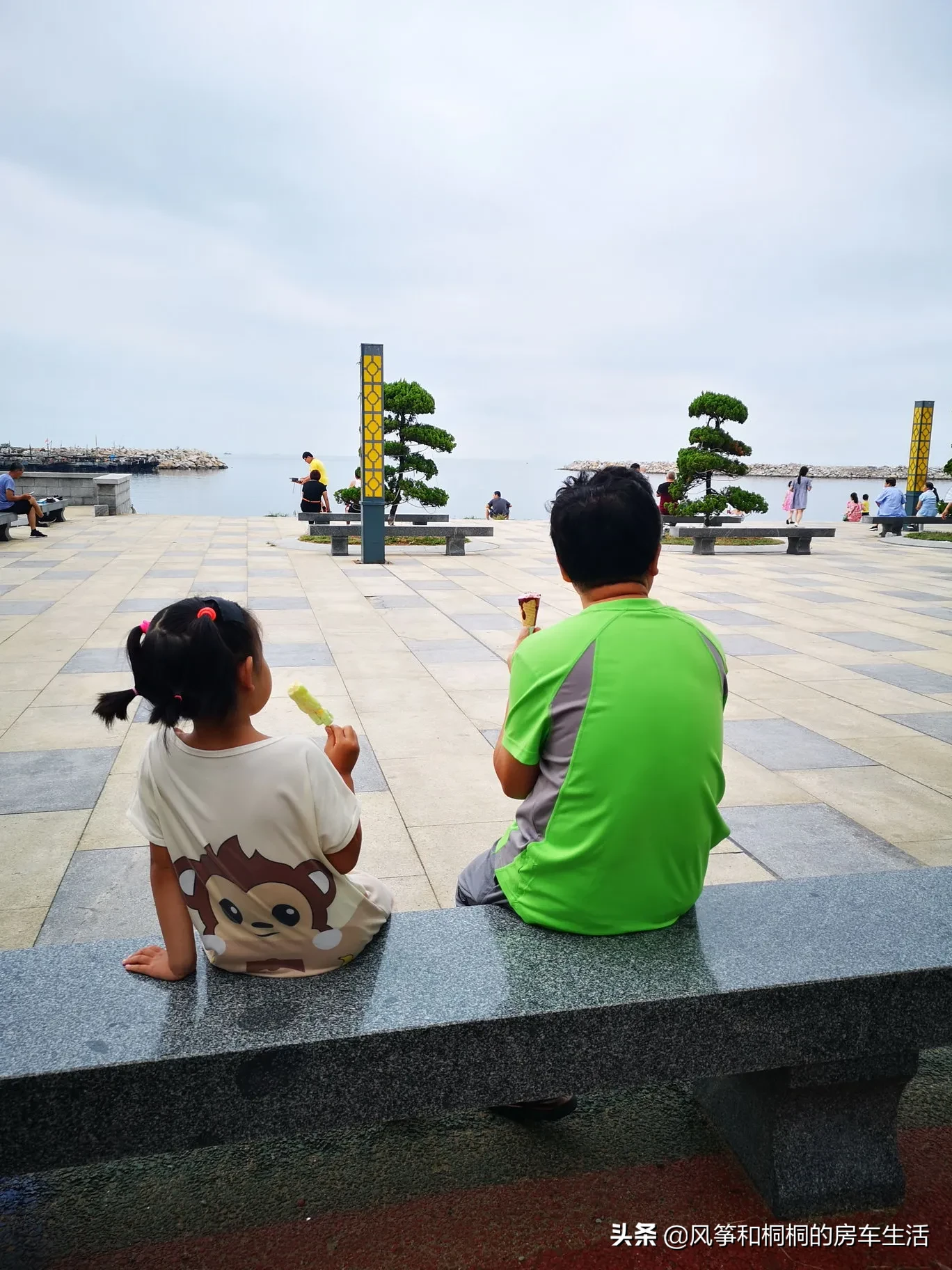 月入2000能养活一个孩子吗