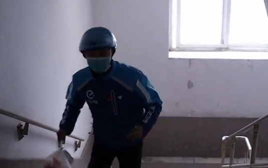 想挣钱干骑手月入过万