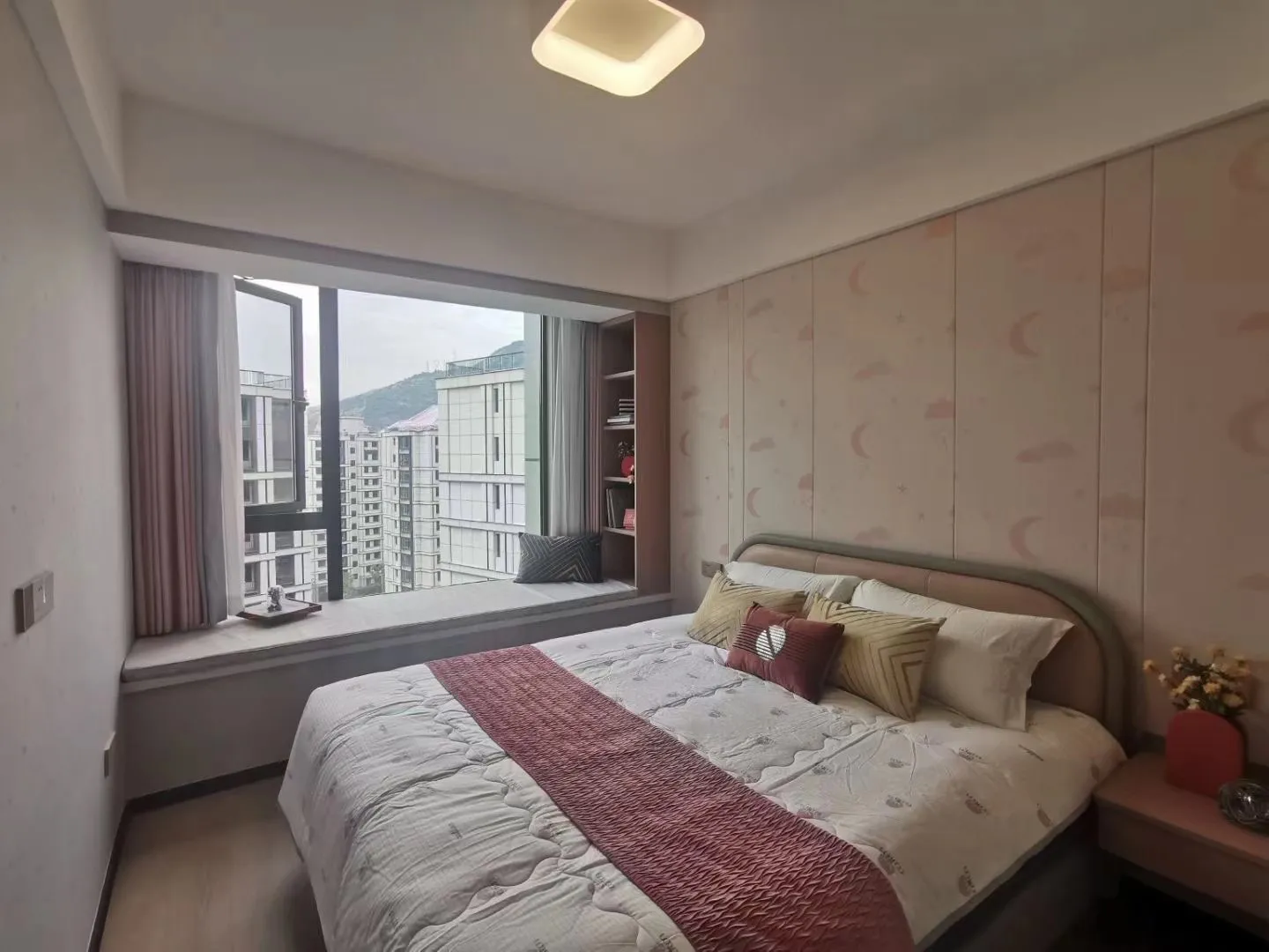 欧派家具包吃住月入9千 欧派家居门店上班咋样