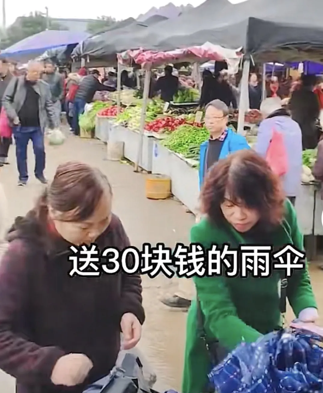 摆摊月入上万真的假的