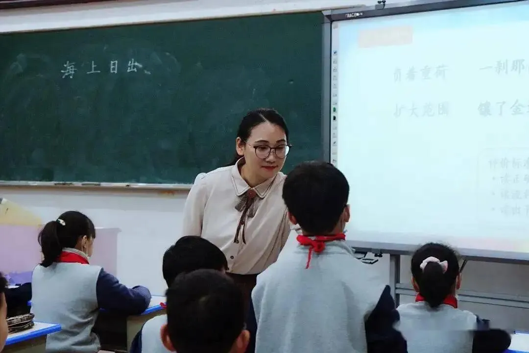 轻松工作月入2000