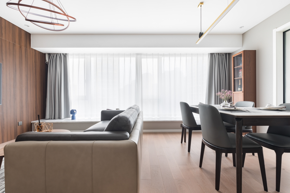 月入百万的吊顶图片