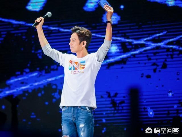 何炅断背门,你们觉得何炅是个什么样的人？