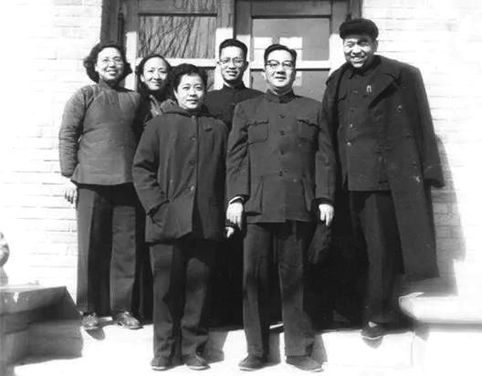 华润集团历任董事长（秦邦礼一手创立华润集团）