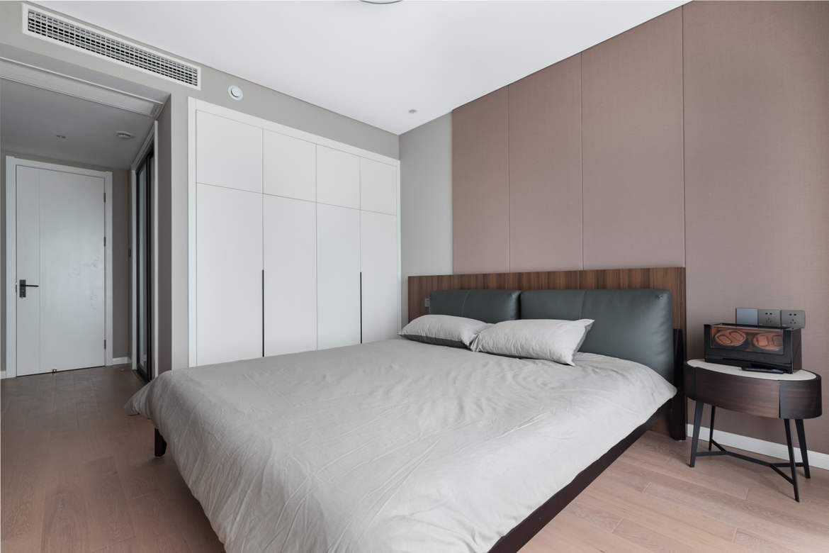 月入百万的吊顶图片