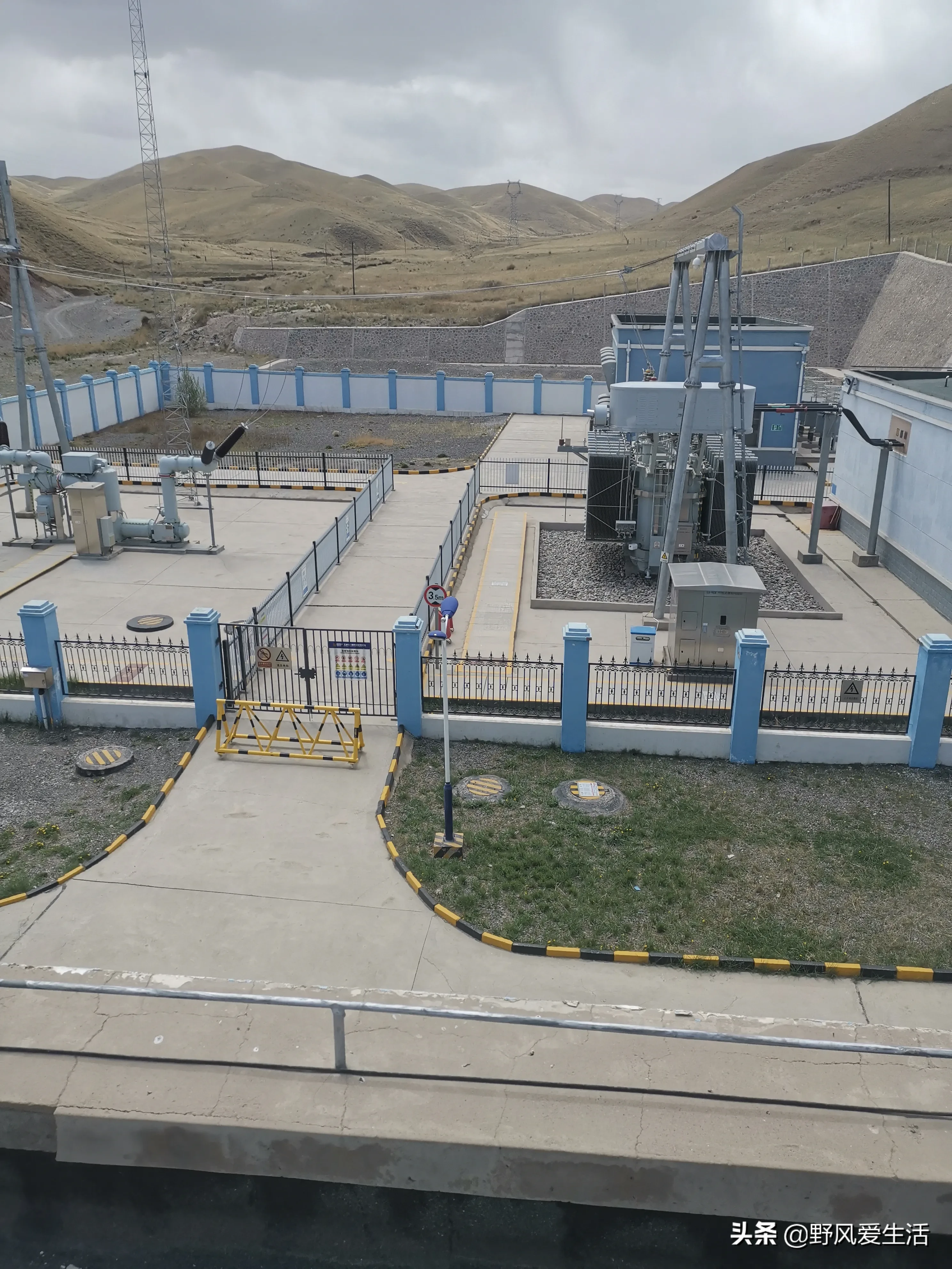 月入一万扣完五险一金 月薪6500扣完五险一金