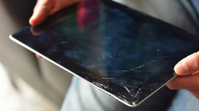 ipad屏幕碎了修多少钱（进来了解下别再被坑了）