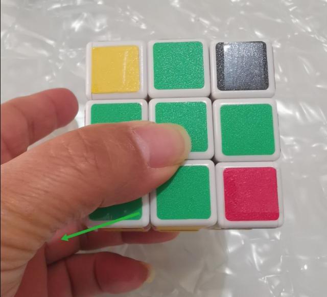 魔方最后一层通用公式（魔方的公式说明书）