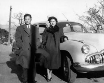 重光初子,父子俩同场性侵女星张紫妍