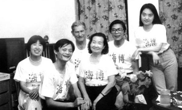 马云事件来龙去脉(为什么马云现在很少出现?)