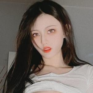 Twitter高颜值粉嫩女神（狐狸小妖）