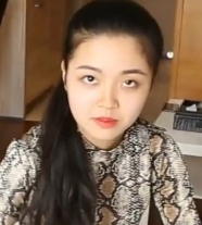 艺术学院大学生嫩妹《苒悦悦》酒店私拍