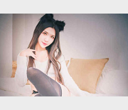 Twitter知名cos网红《源纱希喵喵》碧蓝航线黎塞留阿狸合集