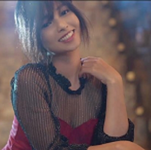 P站才艺女神《JasmineJ》清灵之晨