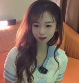 最新超人气貌美少女《小桃酱》世界杯赌约