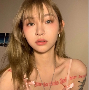 几百万人气网红《痞幼》黑料900