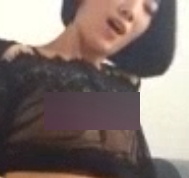 Twitter黑色蕾丝短发女友在沙发被不可描述