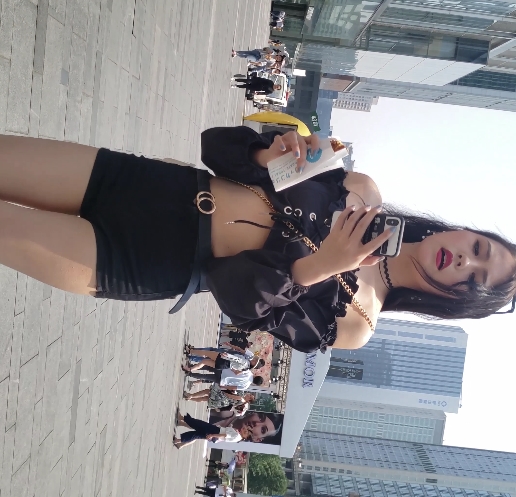 超短热裤高跟长腿美女