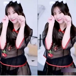 某直播间女团成员《韩雅》白色背心的诱惑舞姿