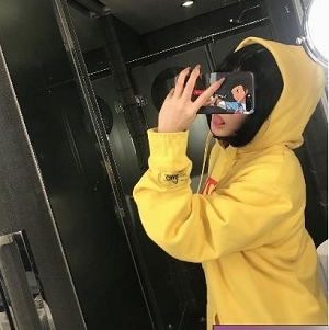 巨山妹子‘稚九酱’ 【百度顽皮】