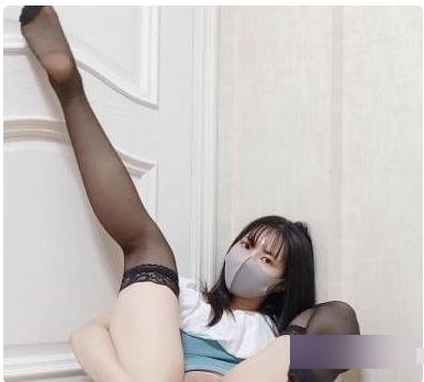 诱人小妖精(Miao喵酱)大胆展示,高抬黑丝美腿诱惑拉满【219V,12.5G】