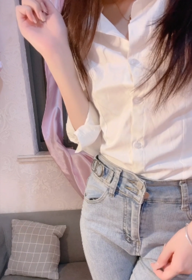 《搬运耀灵》：私人定制牛仔裤老师，强上毒舌女上司！2V+2G，仅在百度盘！