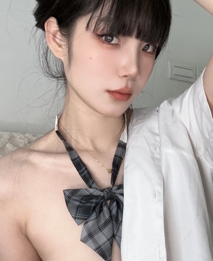 新晋精选露脸flj小瓜陆的男友打粑粑嘴艺合集