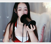 斗鱼女神纯情九九的人气爆棚