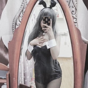 打野反差美少女咩了个咩的推特教育，羊了个羊身材颜值作品