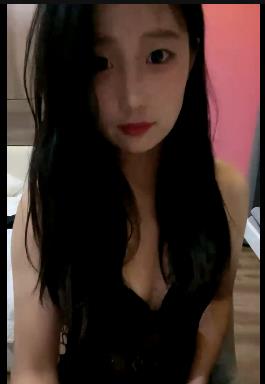 谷谷好养3V自拍直播，时长1.9G，收费礼物转平台下载