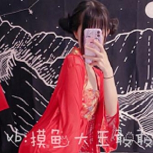 土豪专享系列：女神在停车场，7V，508M