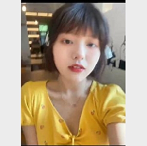 超可爱公司妹子J液自拍视频，李月友善美丽魅力幸福