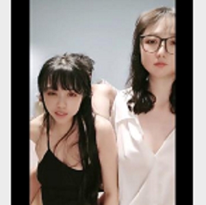 幸福眼镜哥双F少F自拍视频1V-300M，时长25分钟，双人抢D，助力KJ，RJ，打桩技能，眼镜哥魅力无限