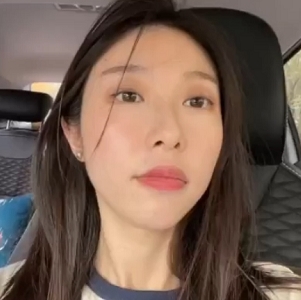杭州美女赵欢泄密自拍视频1V268M，颜值良家妹子资源