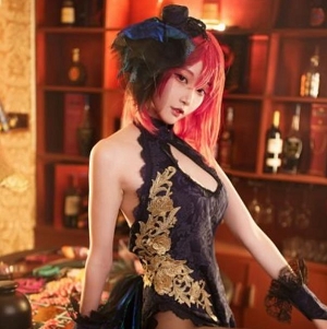 异域风情混血女王，5小时挑战私房照1.3G分享