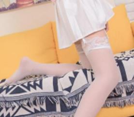 快手女主播西西JK直播妖娆刷礼物，粉丝支持不减