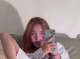 超级精选：完美身材尤物自拍男友时长8分钟