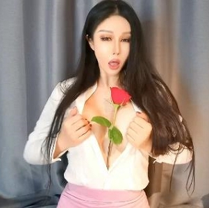 网红模特田冰冰：带刺的玫瑰，高科技女神作品1V，1.2G