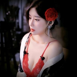 小恩雅新剧情：妈妈、儿仔、自拍视频，时长1小时3分钟