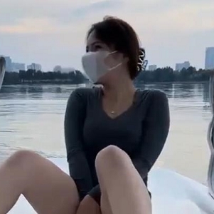 高颜值长腿美杜莎私拍大胆多人运动9V1.3G