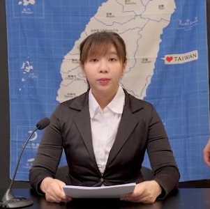 青楼Y谈老总醉汉路边采尸，3V-675M某传媒奇葩剧，美白女主酒吧门口