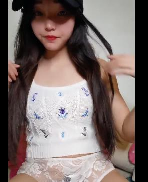 清纯妹妹资源神器:毛多吸力绝佳1V-187G精选下载