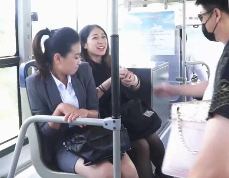 逍遥公交绳艺微信群自拍2V-2.4G时长H tu精选女主车上