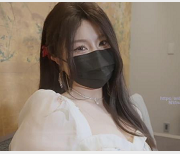 精选蜜汁尤物娜娜nana_taipei新作《女友J换》45分钟特写黏黏的Q弹小馒头美美的黑丝袜诚意自拍