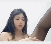 SS级清纯女神小坏猫11月定制作品集，时长10分、14分、20分，口罩自拍粉嫩风下载观看