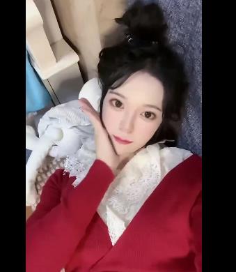 TS合集精品资源，作者自拍时长3小时，TS王可心、哈尔滨小泽玛利亚等精彩表现，韩国三人行、三人行，戴眼罩神秘感满满，下载观看！