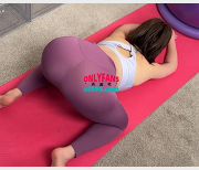 OnlyFans老社保姬妮可：水润蜜臀青春韵味，1V1.6G视频作品火爆上线